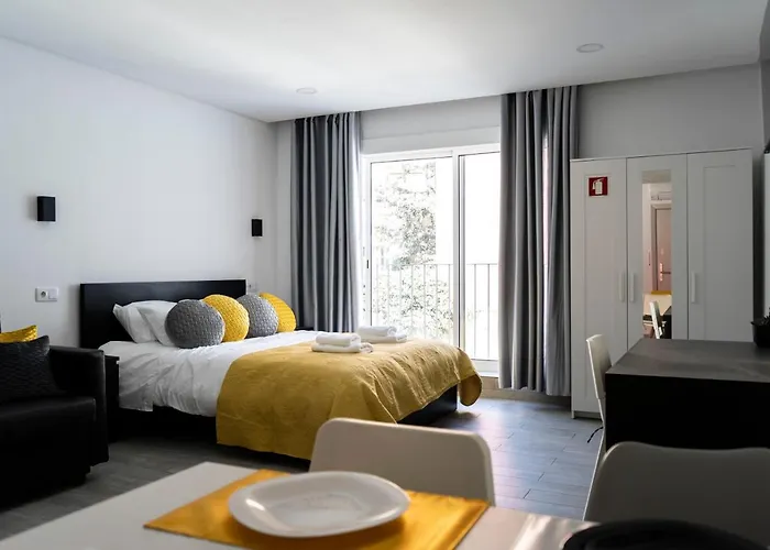 Almada Downtown 203 *