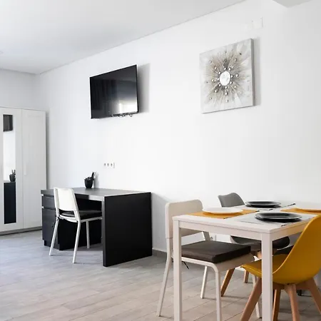 Almada Downtown 203 بورتو