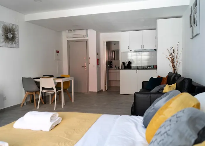 Almada Downtown 203 * 波尔图