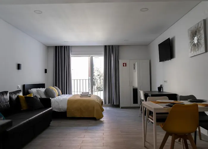 Almada Downtown 203 Διαμέρισμα *