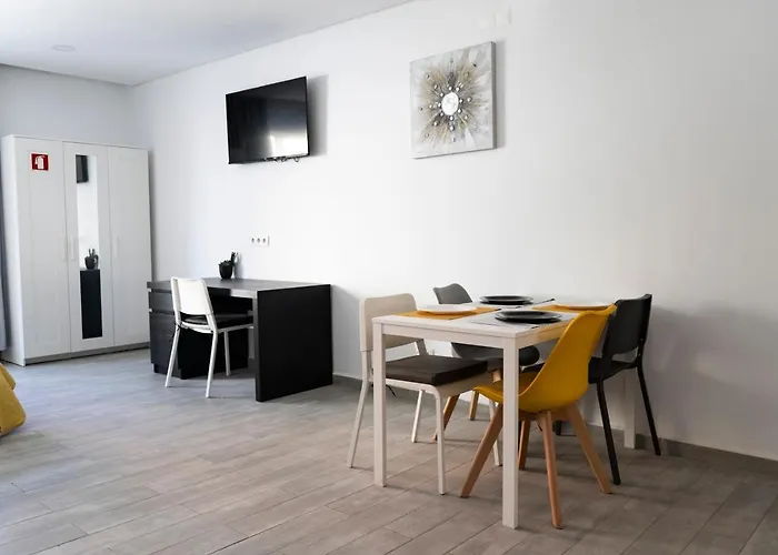 Апартаменты Almada Downtown 203 Порту